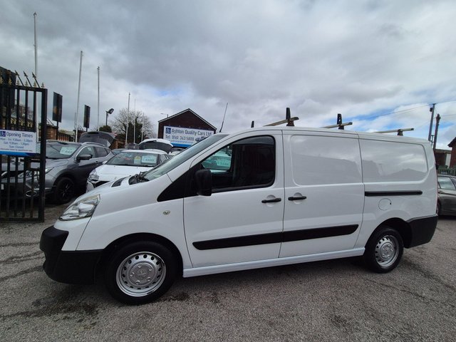 View our PEUGEOT EXPERT