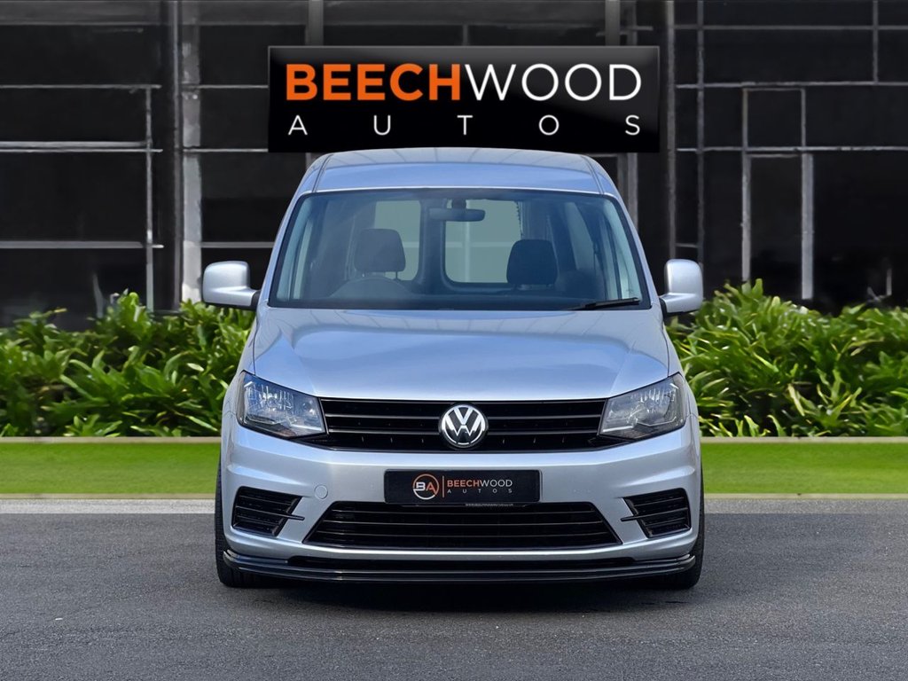 USED 2015 65 VOLKSWAGEN CADDY MAXI 1.6 TDI C20 CR Trendline Panel Van 6dr Diesel DSG LWB Euro 5 (102 ps) **REAR BED CONVERSION**