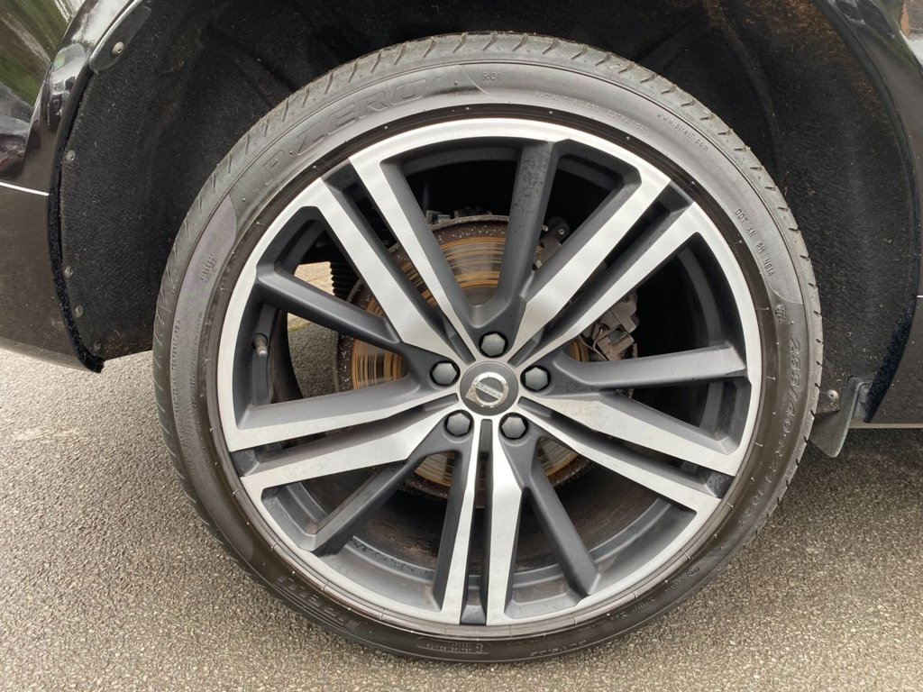 USED 2019 19 VOLVO XC60 2.0 D5 PowerPulse R-Design Pro SUV 5dr Diesel Auto AWD Euro 6 (s/s) (235 ps) DAB SAT NAV 21" ALLOYS