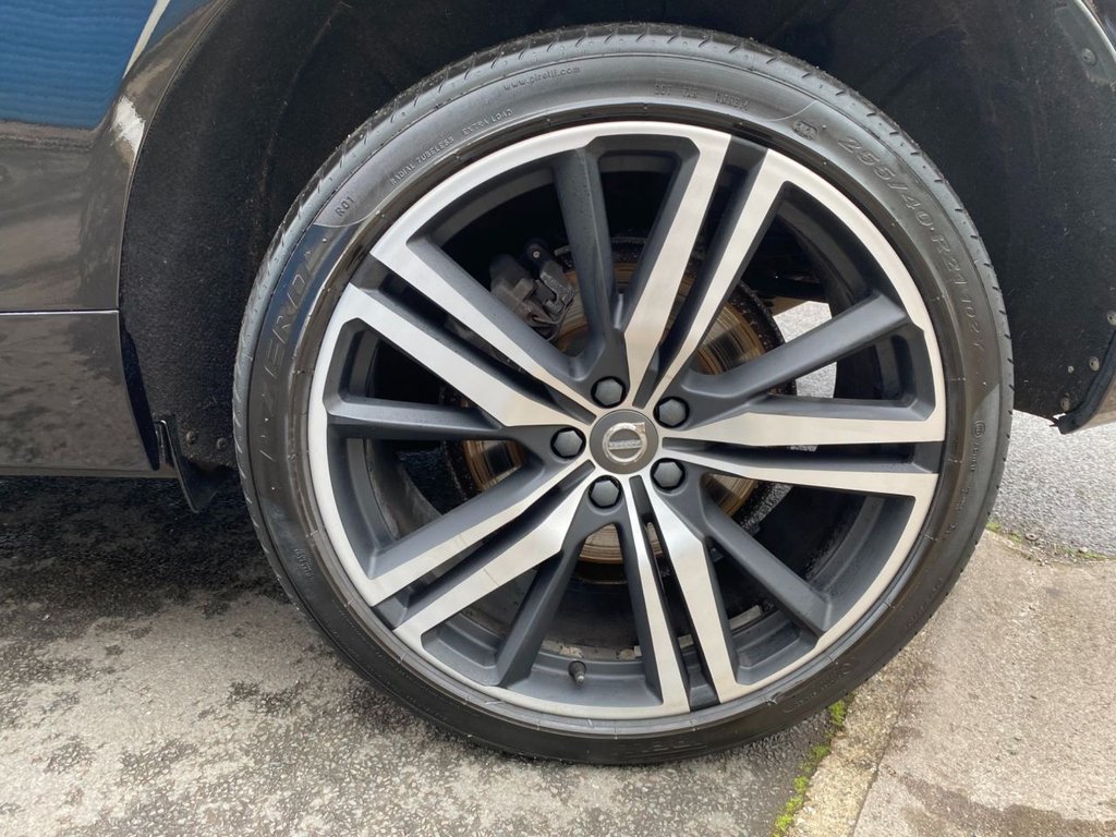 USED 2019 19 VOLVO XC60 2.0 D5 PowerPulse R-Design Pro SUV 5dr Diesel Auto AWD Euro 6 (s/s) (235 ps) DAB SAT NAV 21" ALLOYS