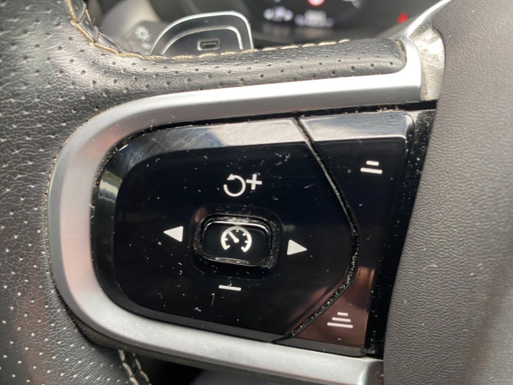 USED 2019 19 VOLVO XC60 2.0 D5 PowerPulse R-Design Pro SUV 5dr Diesel Auto AWD Euro 6 (s/s) (235 ps) DAB SAT NAV 21" ALLOYS