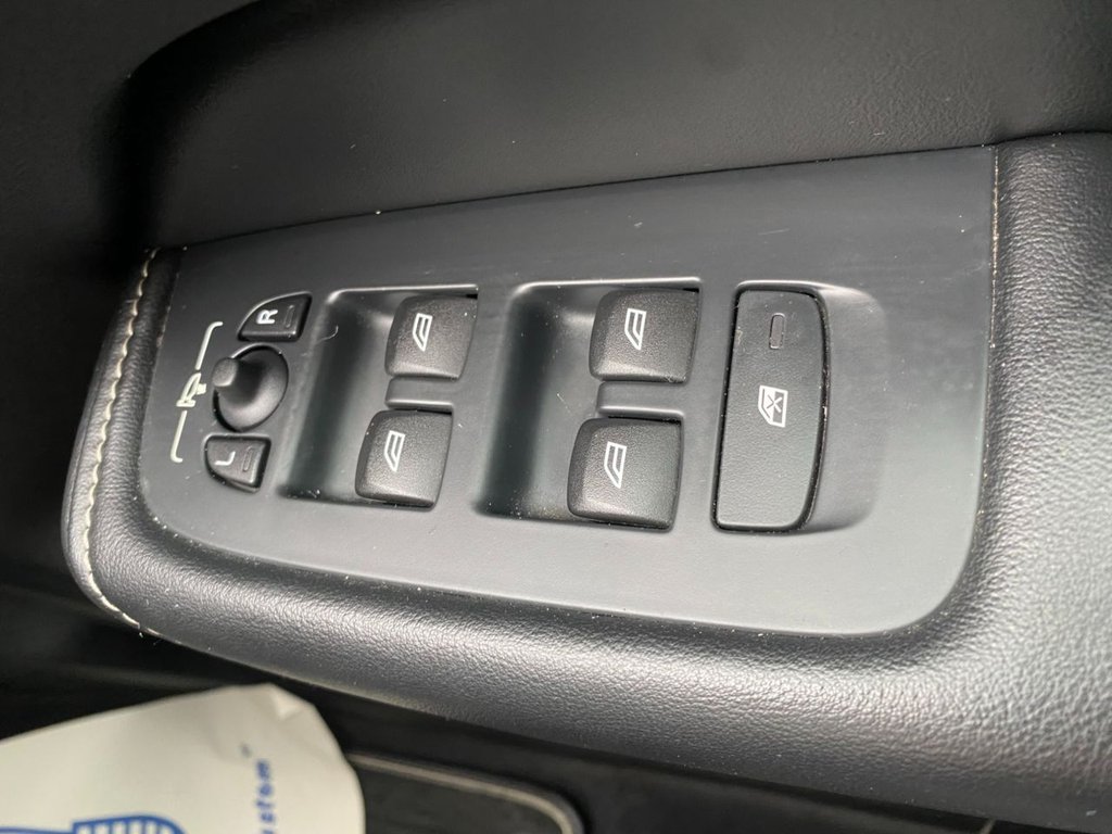 USED 2019 19 VOLVO XC60 2.0 D5 PowerPulse R-Design Pro SUV 5dr Diesel Auto AWD Euro 6 (s/s) (235 ps) DAB SAT NAV 21" ALLOYS