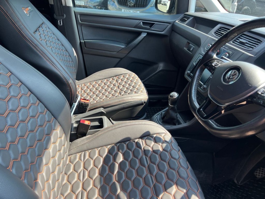 USED 2018 18 VOLKSWAGEN CADDY 2.0 TDI C20 BlueMotion Tech Trendline Panel Van 5dr Diesel Manual SWB Euro 6 (s/s) (102 ps) *HEATED SEATS*