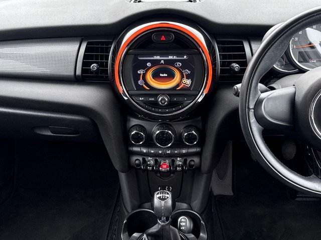 2016 MINI HATCH - Photo 11