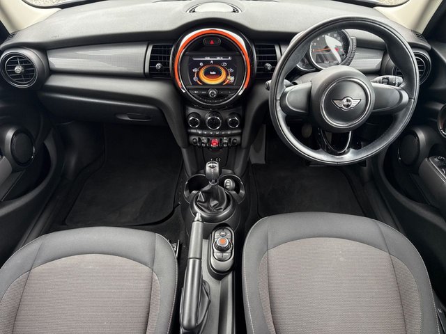 2016 MINI HATCH - Photo 9