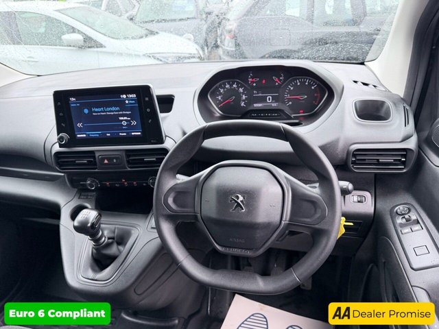 2023 PEUGEOT PARTNER - Photo 10
