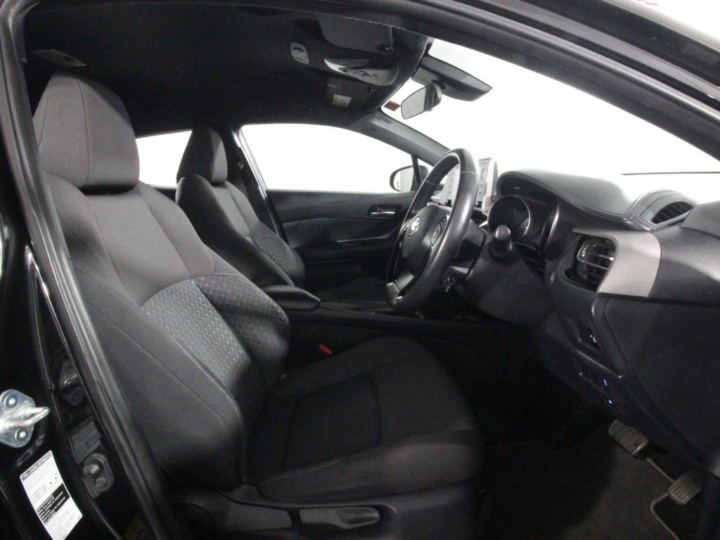 USED 2020 20 TOYOTA C-HR 1.8 VVT-h Icon SUV 5dr Petrol Hybrid CVT Euro 6 (s/s) (122 ps) 