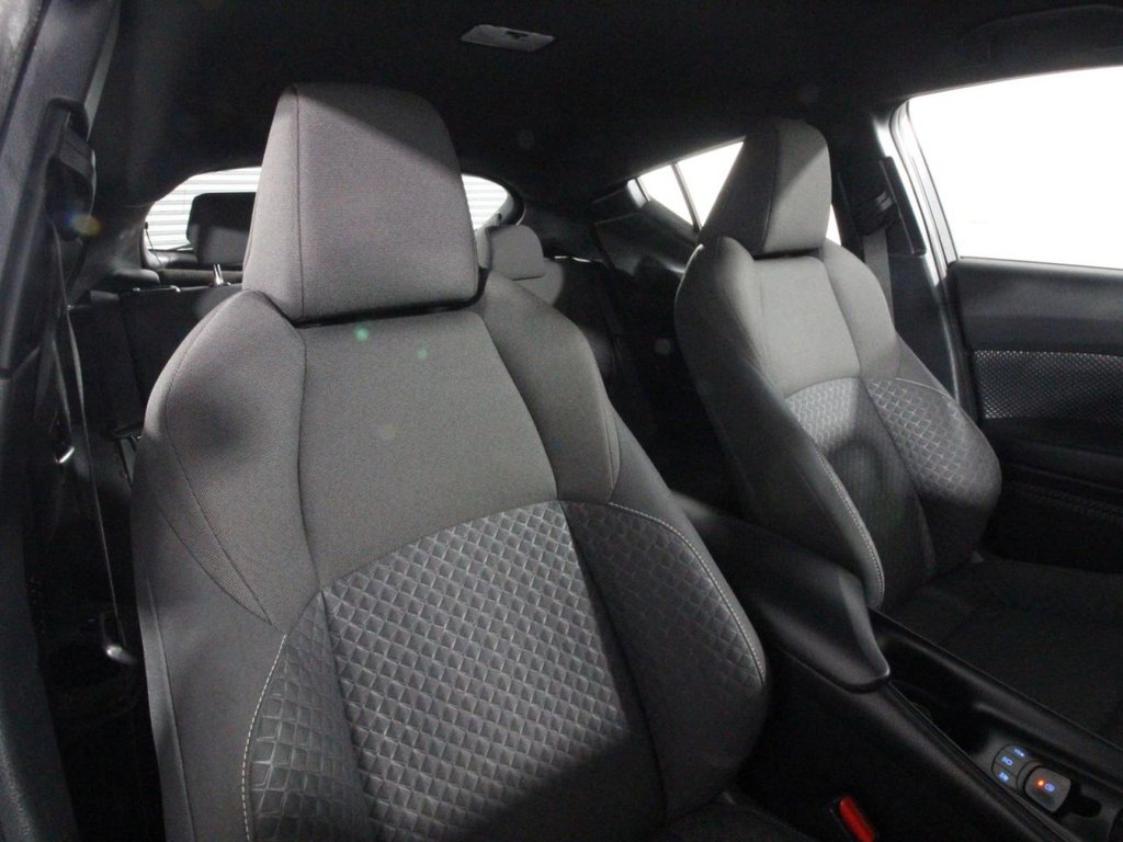 USED 2020 20 TOYOTA C-HR 1.8 VVT-h Icon SUV 5dr Petrol Hybrid CVT Euro 6 (s/s) (122 ps) 