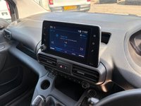 USED 2020 20 PEUGEOT PARTNER White 1.5 BlueHDi Euro 6 panel van, 44,000 miles, ULEZ compliant, 5-Speed manual, A/C, Bluetooth, Cruise, DAB, Rear sensors. Plus VAT @ 20%! Boasting exceptionally low mileage for its age, this 2020 Peugeot Partner presents a superb opportunity for discerning buyers.  This one owner vehicle has covered just 44,000 miles and benefits from a full service history, with its last service completed on 2025-12-04 at 43,323 miles.  The Professional trim level, featuring the 1.5 BlueHDi 1000 engine, is a Euro 6 compliant diesel model.  For your peace of mind, it will be supplied with a 12 month MOT upon purchase.  This Peugeot Partner is equi