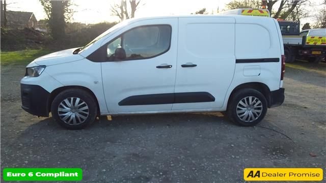 2020 PEUGEOT PARTNER - Photo 4