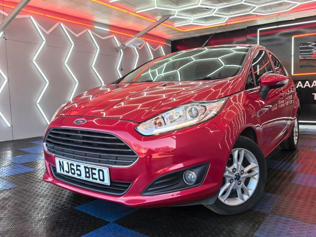 2015 FORD FIESTA - Photo 2