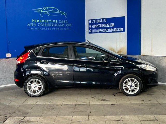 2016 FORD FIESTA - Photo 2