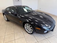 USED 2005 05 JAGUAR XK8 4.2 Coupe 2dr Petrol Automatic (284 g/km, 300 bhp) BLACK LEATHER, AIR CONDITIONING, 19&rdquo; ALLOY WHEELS, FRONT ARM REST, HEATED FRONT SEATS, MULTI FUNCTION STEERING WHEEL, HEATED FRONT SCREEN, REAR PARKING SENSORS, RADIO/C.D,