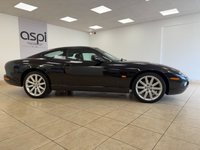 USED 2005 05 JAGUAR XK8 4.2 Coupe 2dr Petrol Automatic (284 g/km, 300 bhp) BLACK LEATHER, AIR CONDITIONING, 19&rdquo; ALLOY WHEELS, FRONT ARM REST, HEATED FRONT SEATS, MULTI FUNCTION STEERING WHEEL, HEATED FRONT SCREEN, REAR PARKING SENSORS, RADIO/C.D,