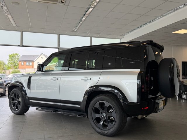View our LAND ROVER DEFENDER