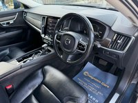 USED 2017 67 VOLVO V90 Cross Country 2.0 D5 PowerPulse Pro Estate 5dr Diesel Auto AWD Euro 6 (s/s) (235 ps) Two Owners Full Service History+Full Leather+Heated Seats+Navigation+More