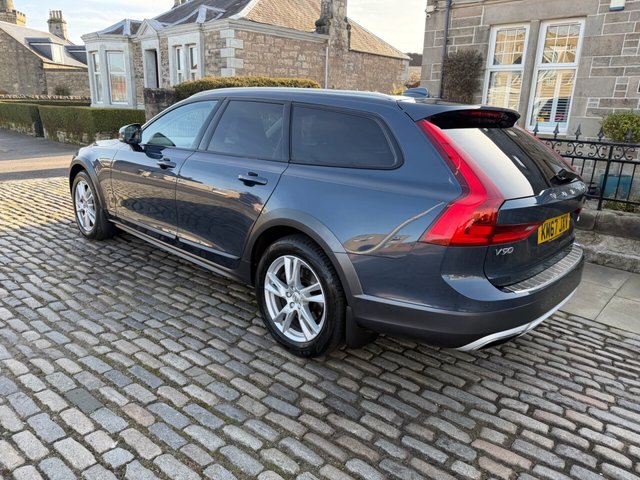 2017 VOLVO V90 Cross Country - Photo 5