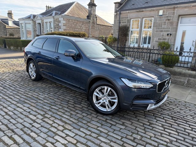2017 VOLVO V90 Cross Country