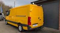USED 2022 72 MERCEDES-BENZ SPRINTER 2.0 317 CDI 9G AUTO Premium Panel Van 5dr Diesel Manual RWD L2 H2 Euro 6 (s/s) (170 ps) *** REVERSE CAMERA - CRUISE CONTROL - CLIMATE CONTROL - BLUETOOTH ***