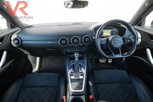 2022 AUDI TT - Photo 2