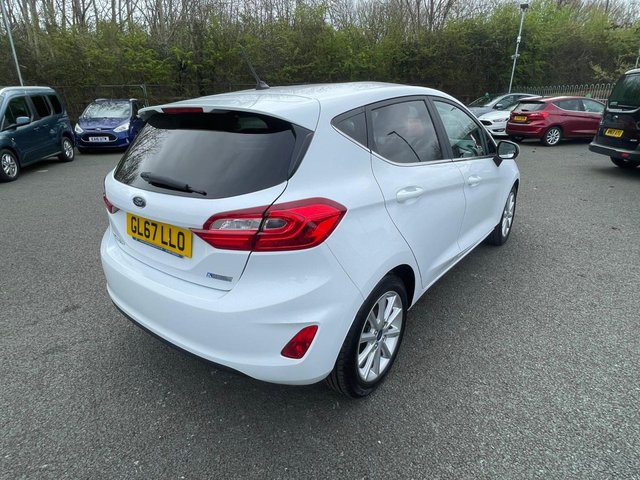 2017 Ford Fiesta 1L Titanium 5dr - Photo 3