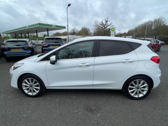 2017 Ford Fiesta 1L Titanium 5dr - Photo 6