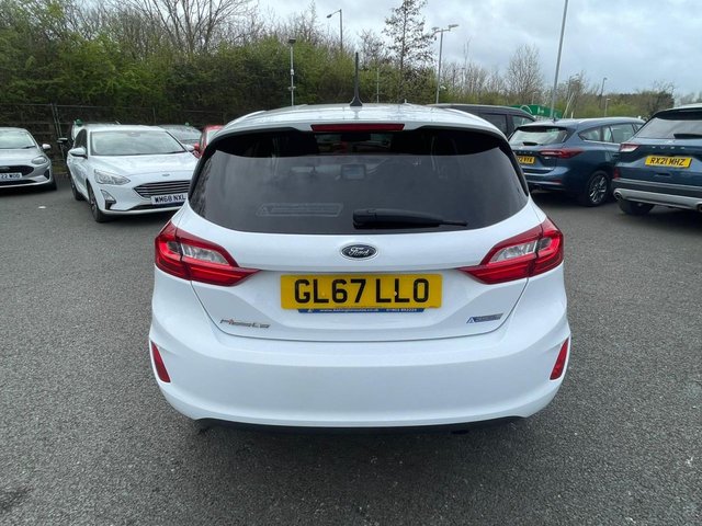 2017 Ford Fiesta 1L Titanium 5dr - Photo 4