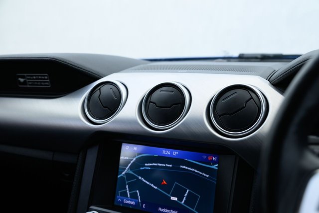 2020 FORD MUSTANG - Photo 9