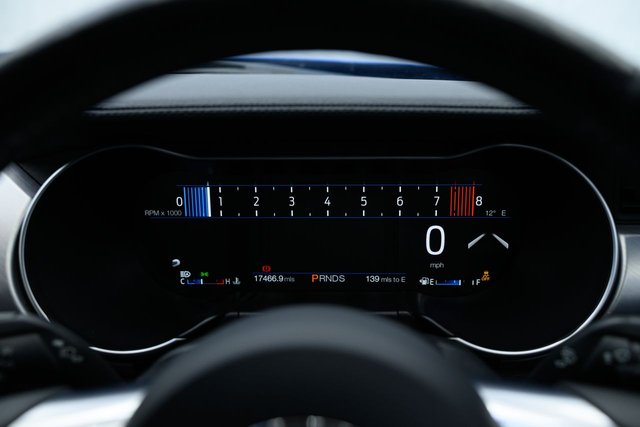 2020 FORD MUSTANG - Photo 6
