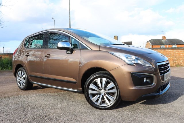 2015 PEUGEOT 3008 - Photo 2