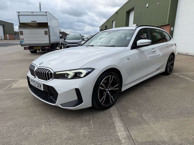 2022 BMW 3 SERIES - Photo 5