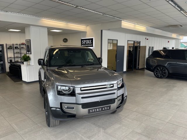 View our LAND ROVER DEFENDER