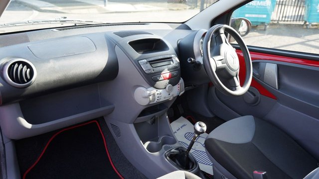 2012 CITROEN C1 1.0i VTR+ Hatchback 3dr Petrol Manual Euro 5 (68 ps) - Photo 7