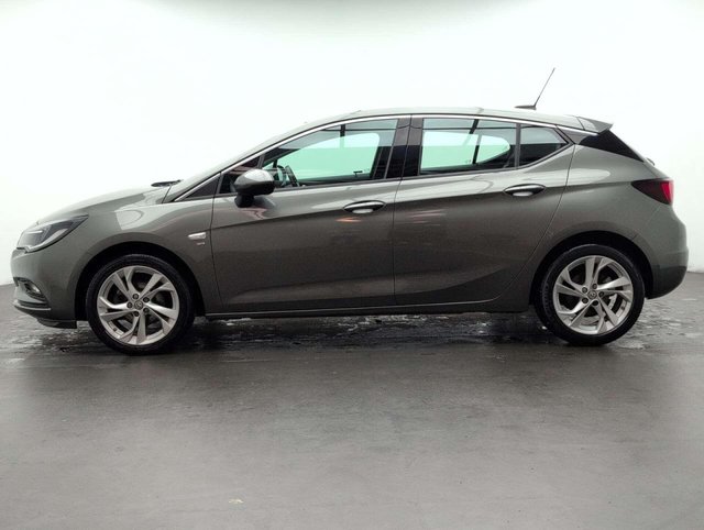 USED 2017 67 VAUXHALL ASTRA 1.4 Astra SRi T S/S Auto 5dr CLICK & COLLECT/ HOME DELIVERY