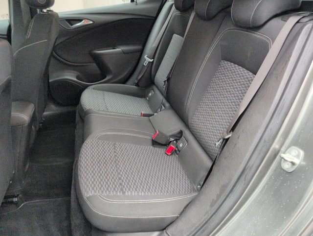 USED 2017 67 VAUXHALL ASTRA 1.4 Astra SRi T S/S Auto 5dr CLICK & COLLECT/ HOME DELIVERY