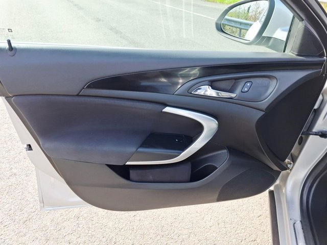 2014 VAUXHALL INSIGNIA - Photo 6