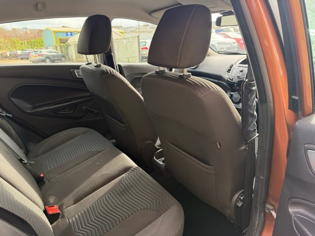 2013 FORD FIESTA - Photo 5