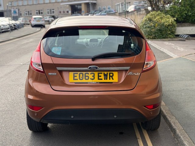 2013 FORD FIESTA - Photo 7