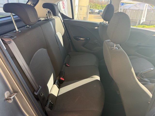 2017 VAUXHALL CORSA - Photo 11