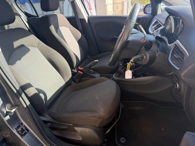 2017 VAUXHALL CORSA - Photo 12
