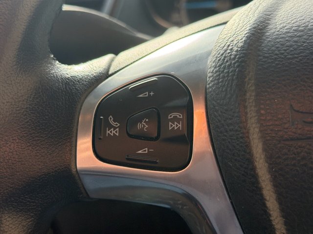 2014 FORD FIESTA - Photo 11