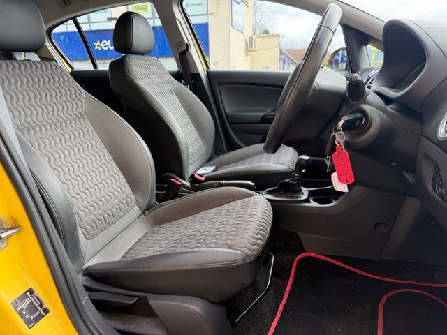 2013 VAUXHALL CORSA - Photo 2