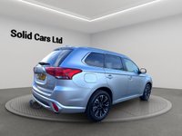USED 2017 C MITSUBISHI OUTLANDER 2.0h 12kWh 4h SUV 5dr Petrol Plug-in Hybrid CVT 4WD Euro 6 (s/s) (200 ps) FSH - Finance Available From &pound;0 Deposit