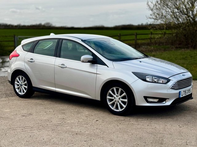 2015 FORD FOCUS - Photo 6