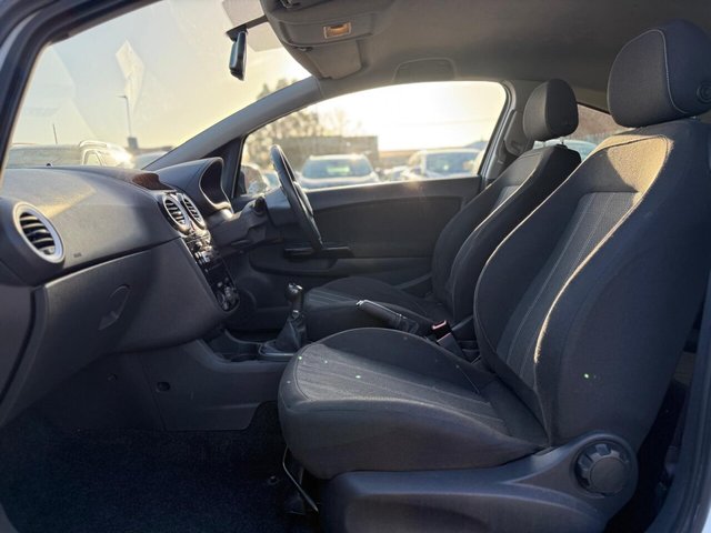2013 VAUXHALL CORSA - Photo 10