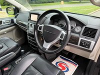 USED 2014 14 CHRYSLER GRAND VOYAGER 2.8 CRD Limited Auto Euro 5 5dr SATNAV LEATHER HUGE SPEC