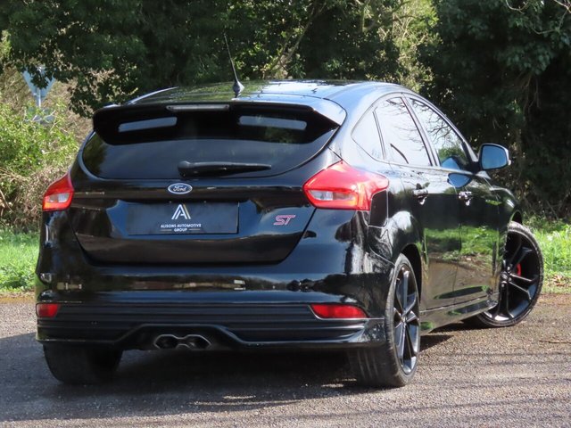 2016 FORD FOCUS - Photo 4