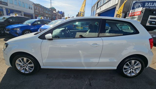 2015 VOLKSWAGEN POLO - Photo 5