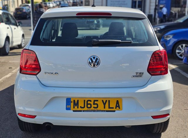 2015 VOLKSWAGEN POLO - Photo 8