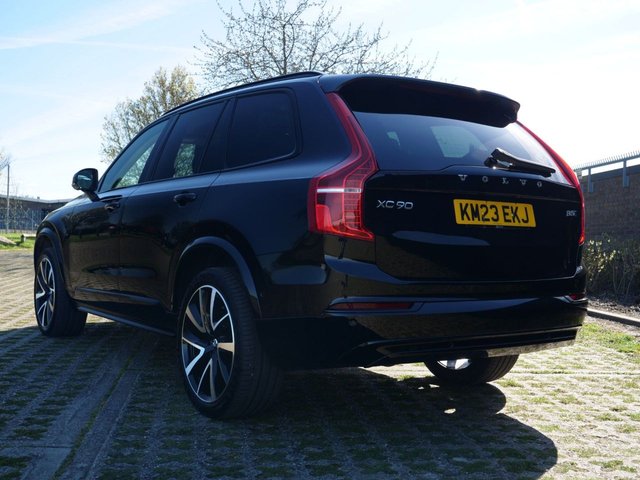 View our VOLVO XC90
